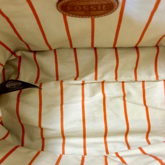 Fossil Purse - Picture 2 of 3